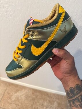 Nike SB Dunk Low Doernbecher 'Joey Bates' Sneakers Size 13 (BV8740-377) New DS